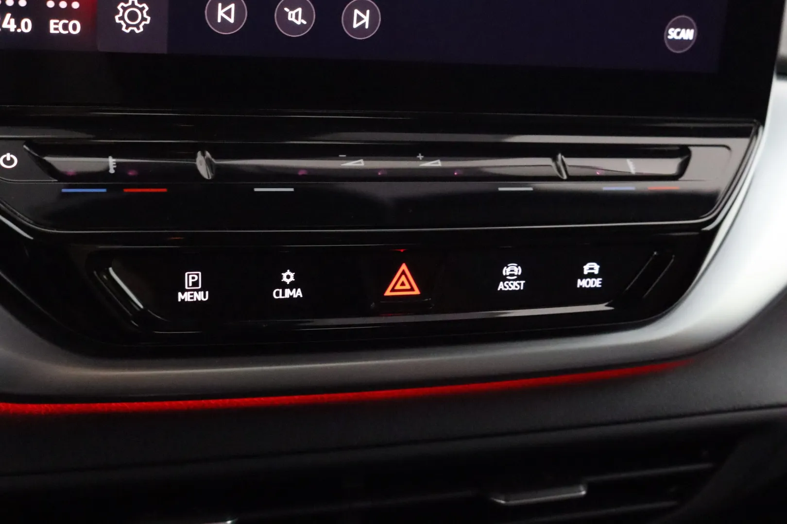 VOLKSWAGEN ID.4 XXJ-136 carousel image