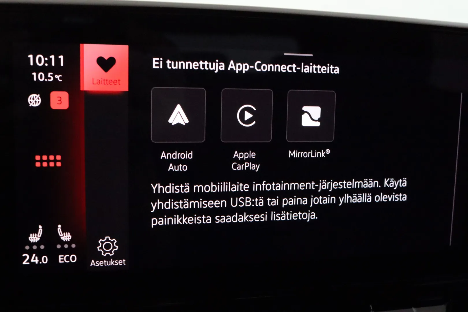 VOLKSWAGEN ID.4 XXJ-136 carousel image