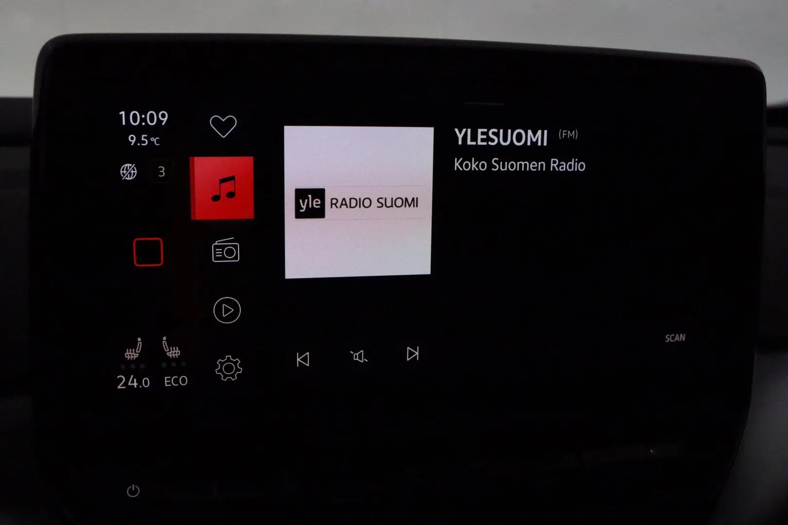 VOLKSWAGEN ID.4 XXJ-136 carousel image