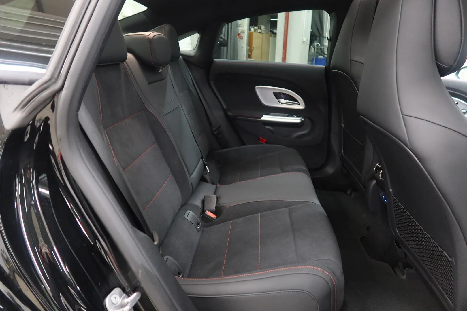 Mercedes-Benz CLA JOK-662 carousel image