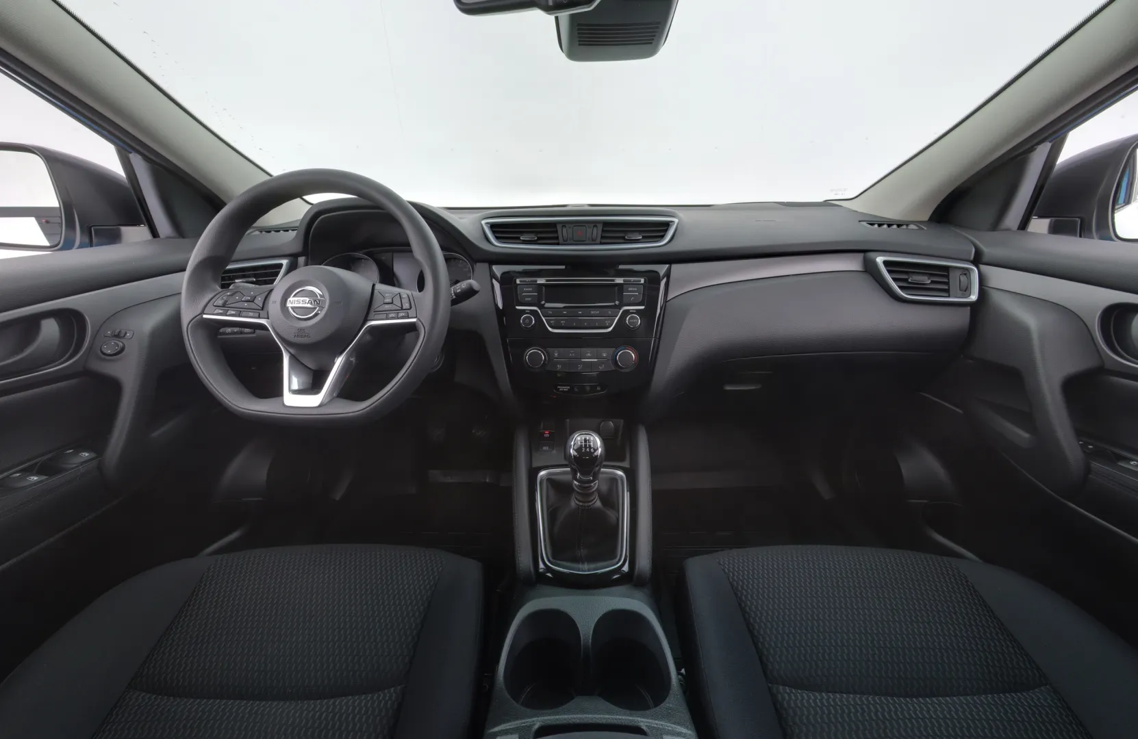 NISSAN Qashqai XOL-980 carousel image