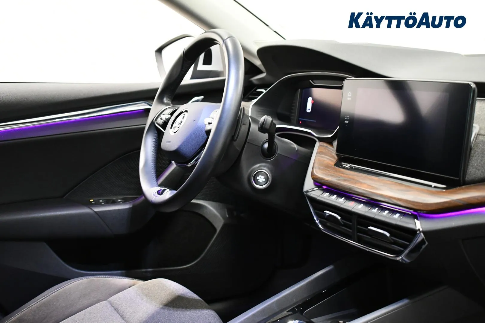 SKODA Octavia NMG-186 carousel image