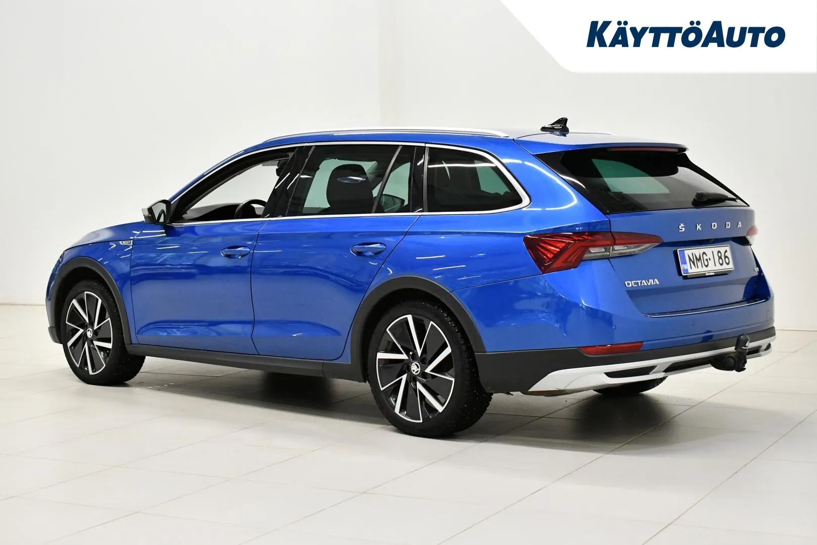 SKODA Octavia NMG-186 carousel image