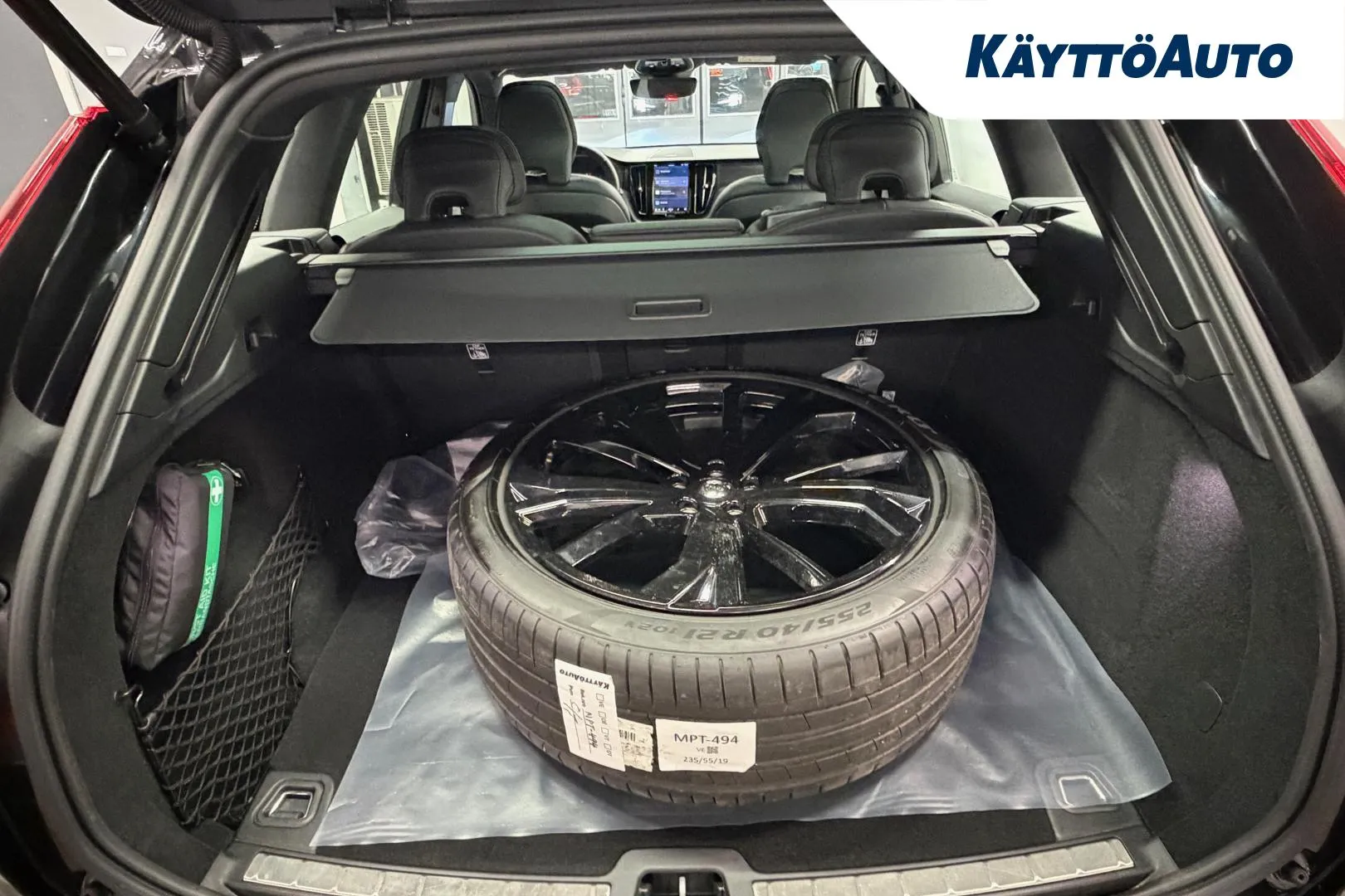 VOLVO XC60 MPT-494 carousel image