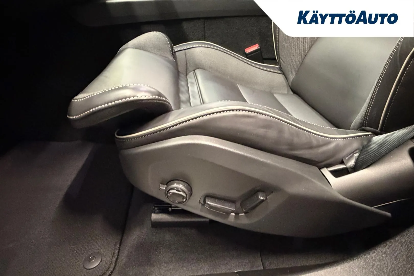 VOLVO XC60 MPT-494 carousel image