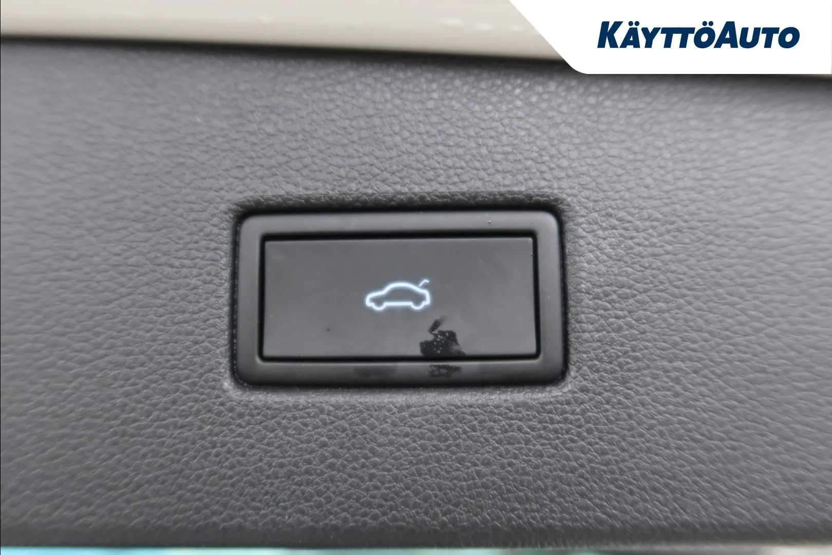 Volkswagen Tiguan XSM-291 carousel image