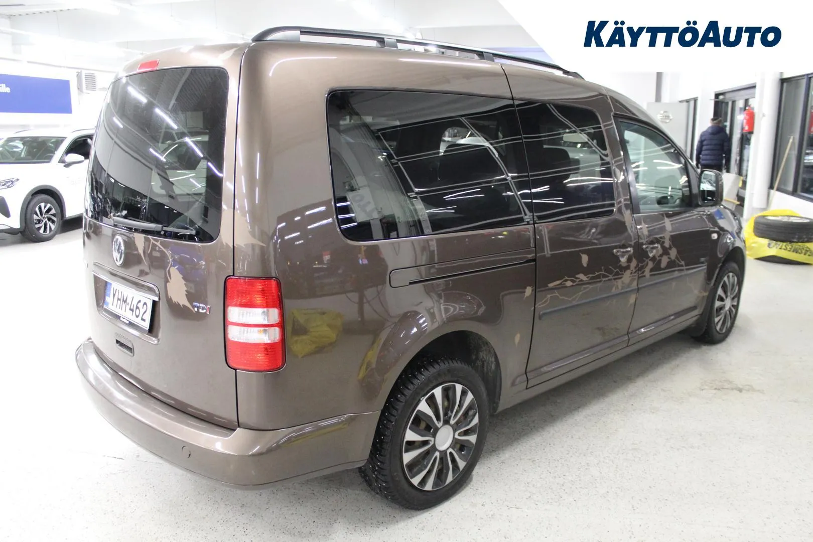 VOLKSWAGEN Caddy Maxi YHM-462 carousel image