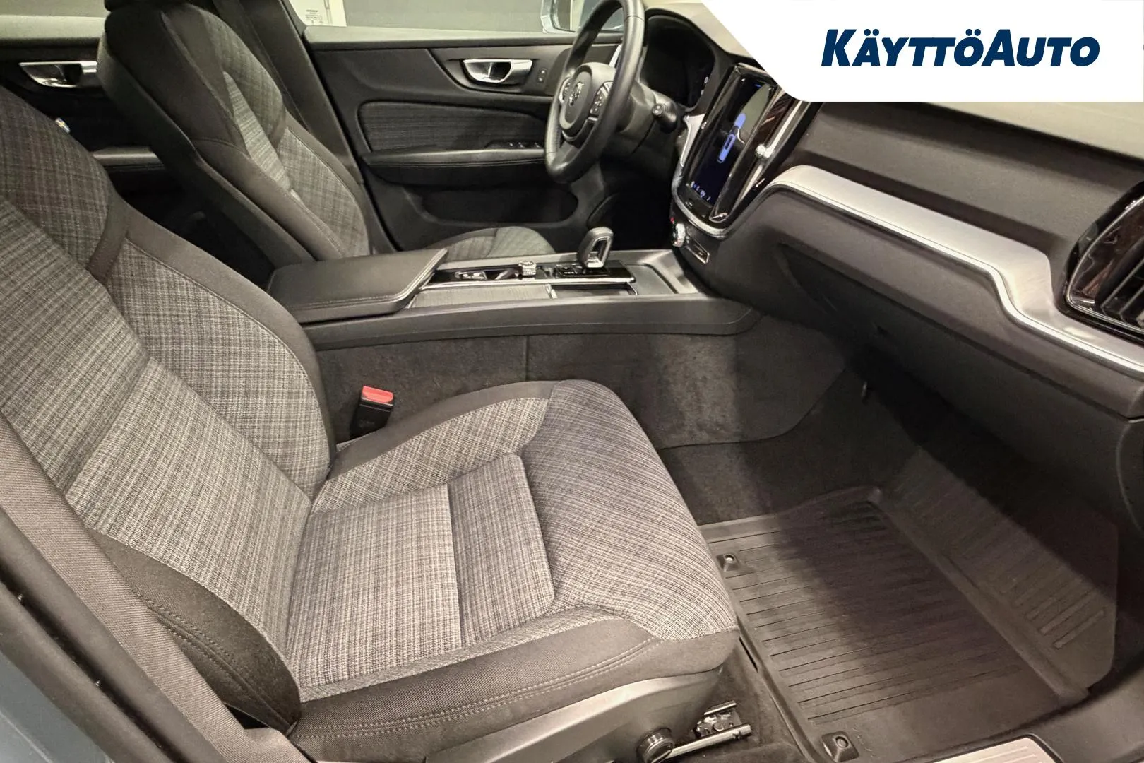 VOLVO V60 FRI-483 carousel image