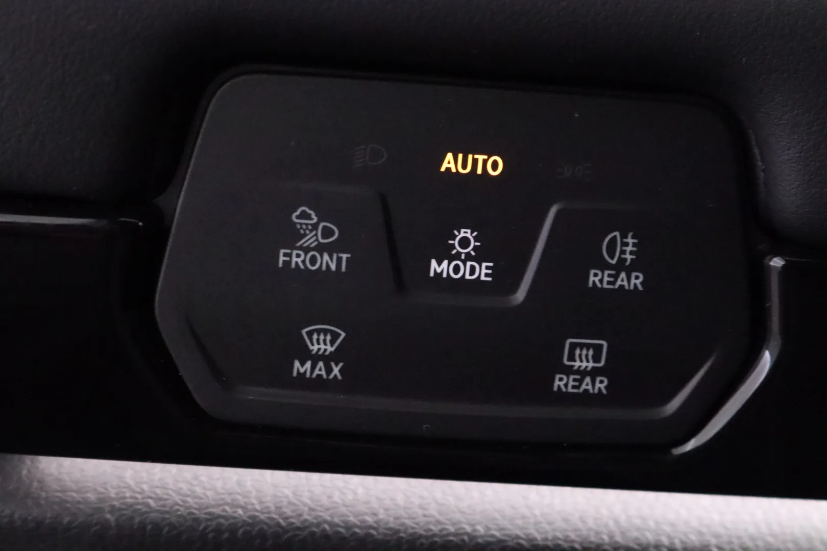 VOLKSWAGEN ID.7 JNJ-751 carousel image