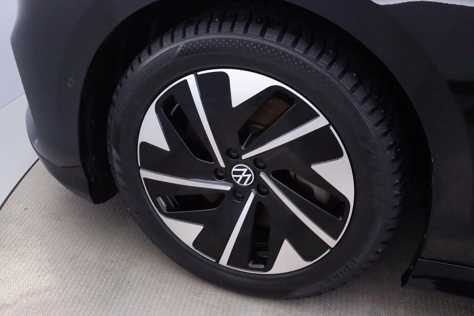 VOLKSWAGEN ID.7 JNJ-751 carousel image