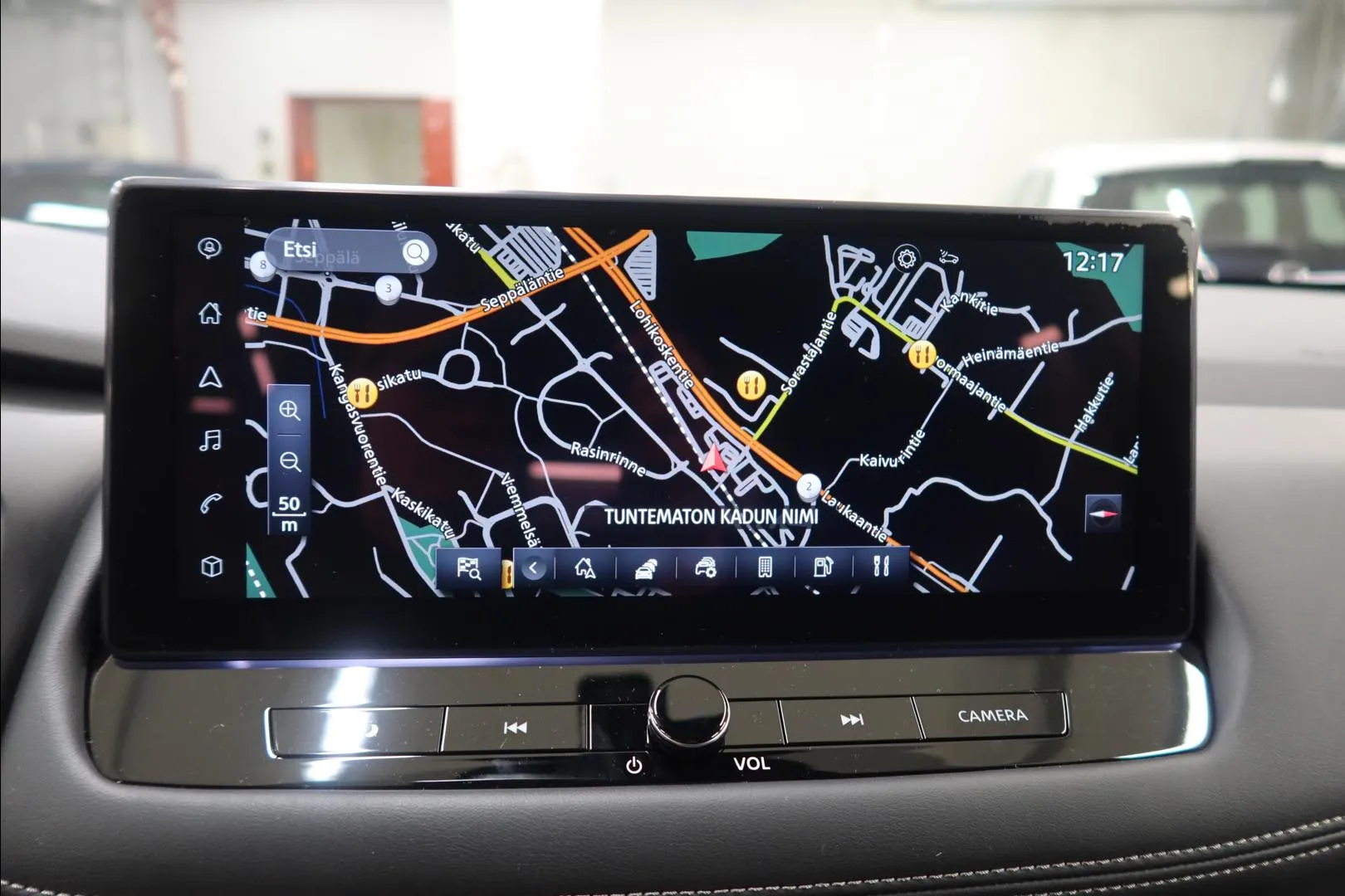 Nissan X-Trail XTJ-582 carousel image