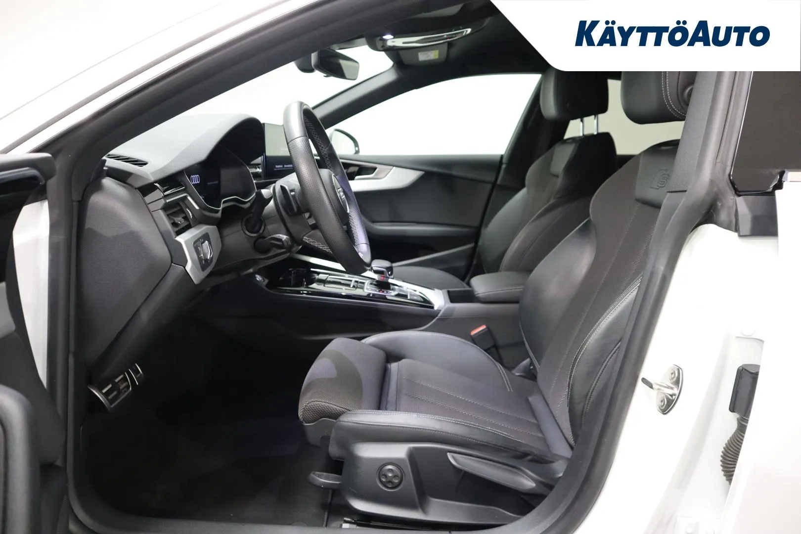 AUDI A5 IPE-869 carousel image