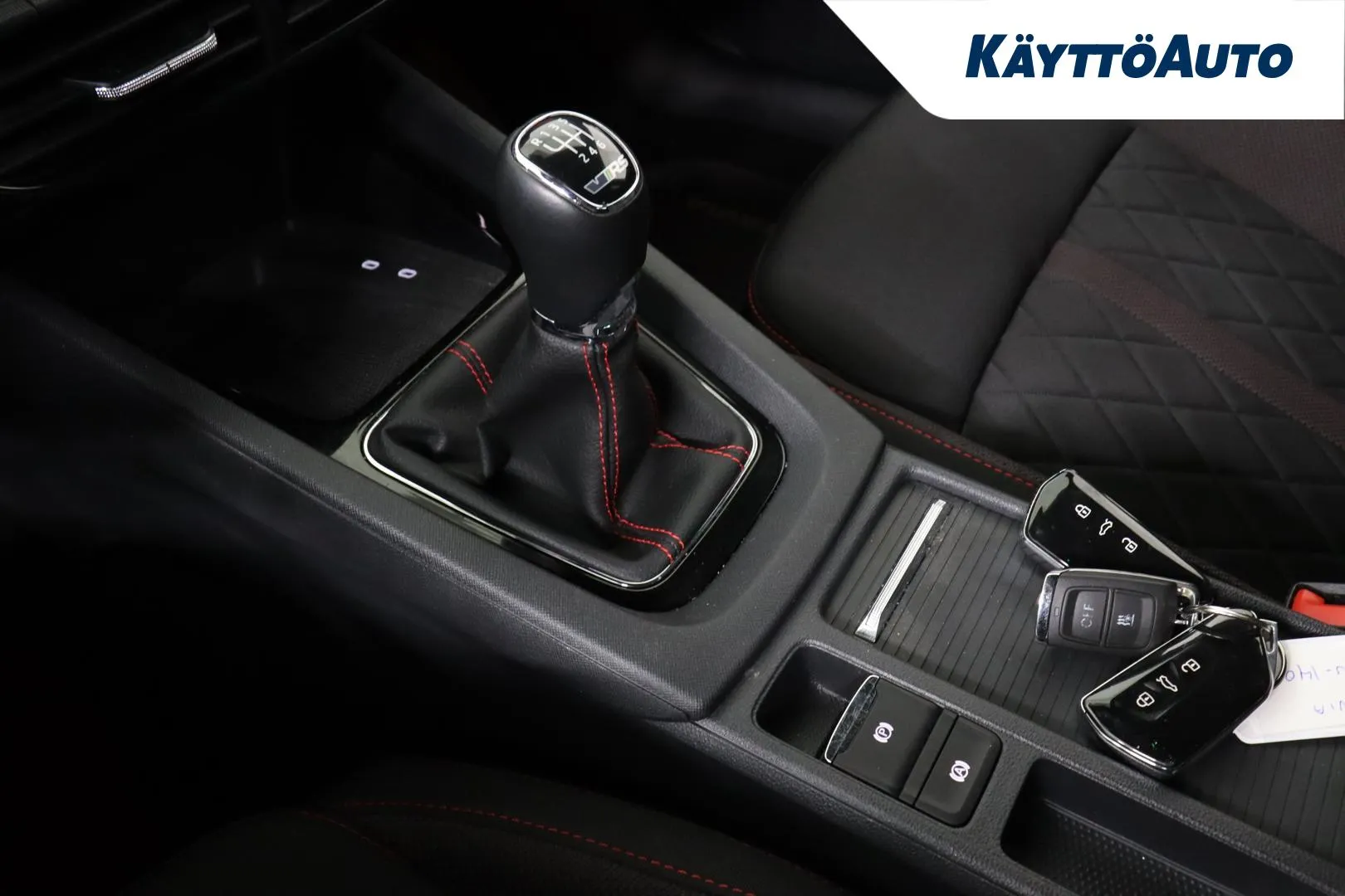 Skoda Octavia CRN-140 carousel image