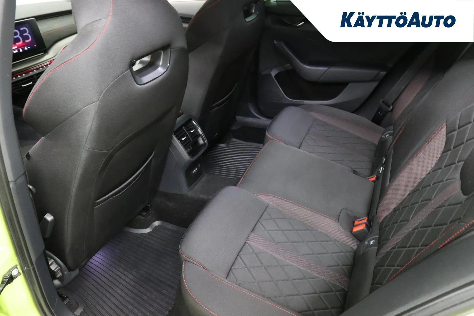 Skoda Octavia CRN-140 carousel image