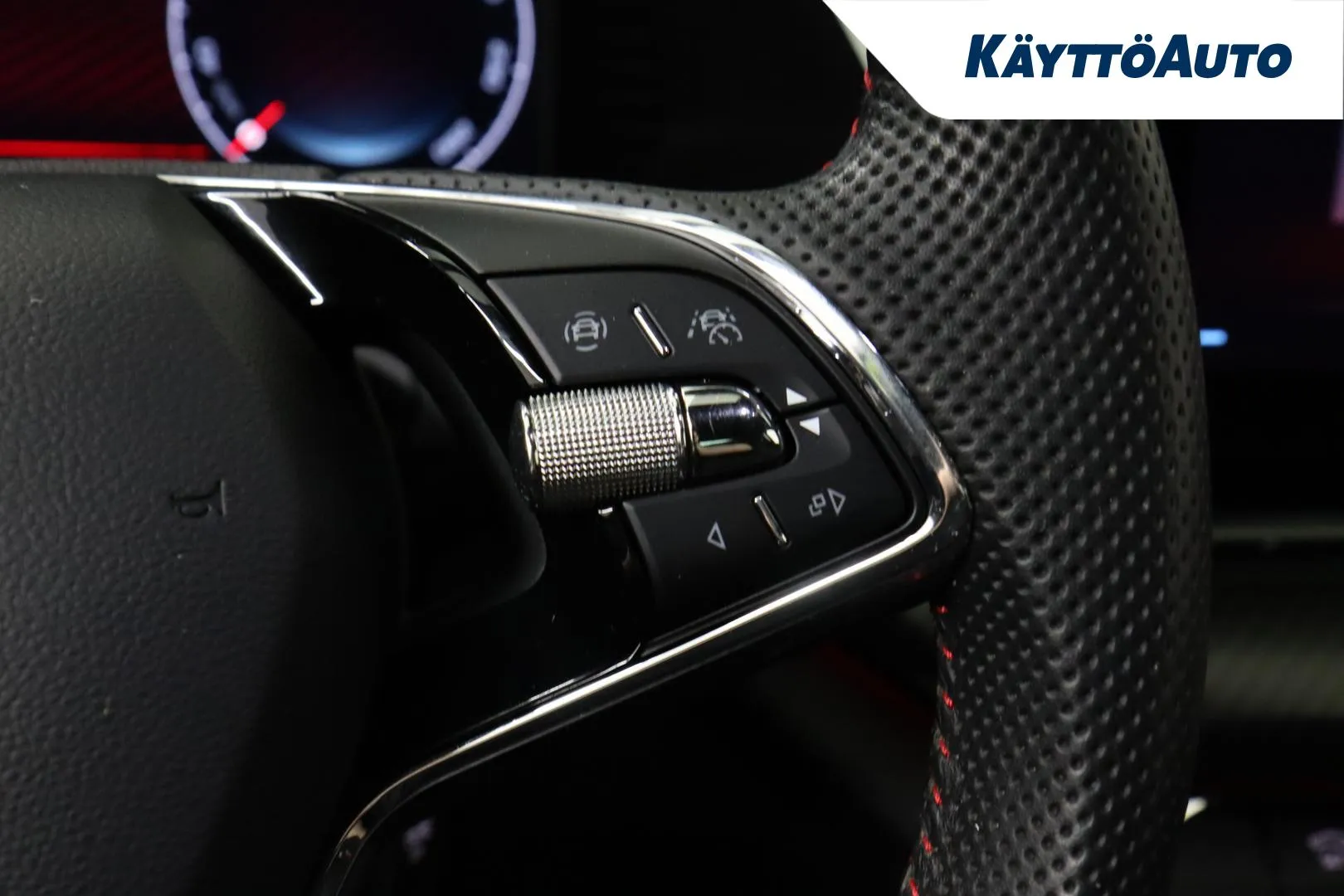 Skoda Octavia CRN-140 carousel image