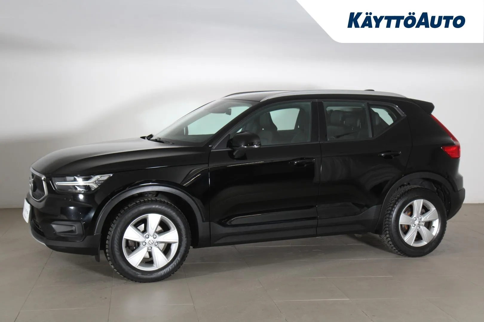 VOLVO XC40 YXK-174 carousel image