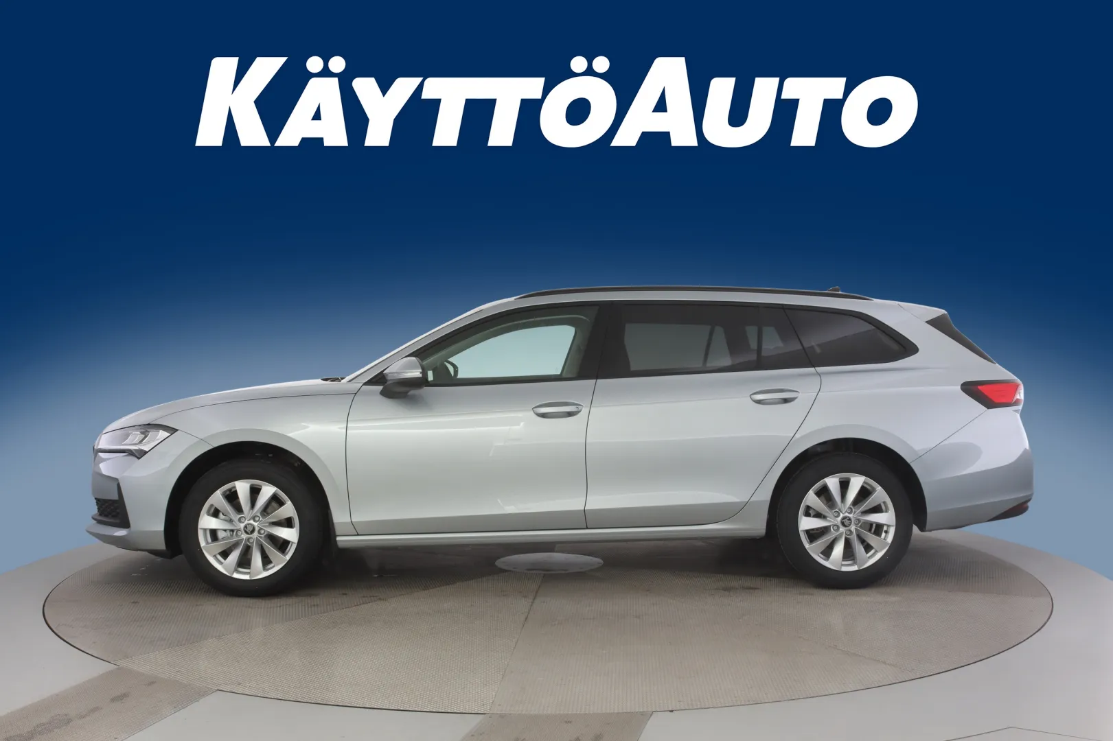 Skoda Superb NOI-465 carousel image