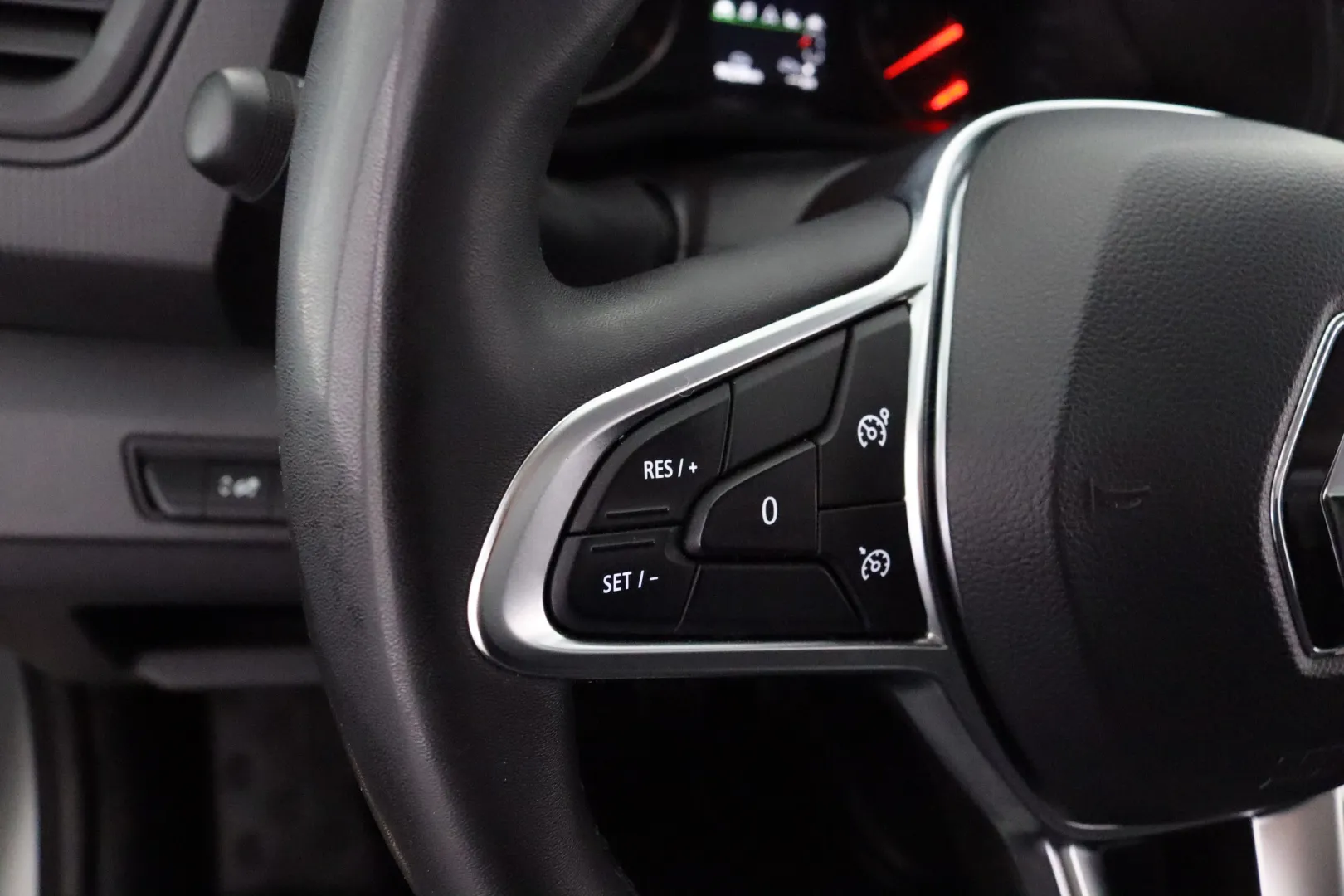 RENAULT Trafic MOK-258 carousel image