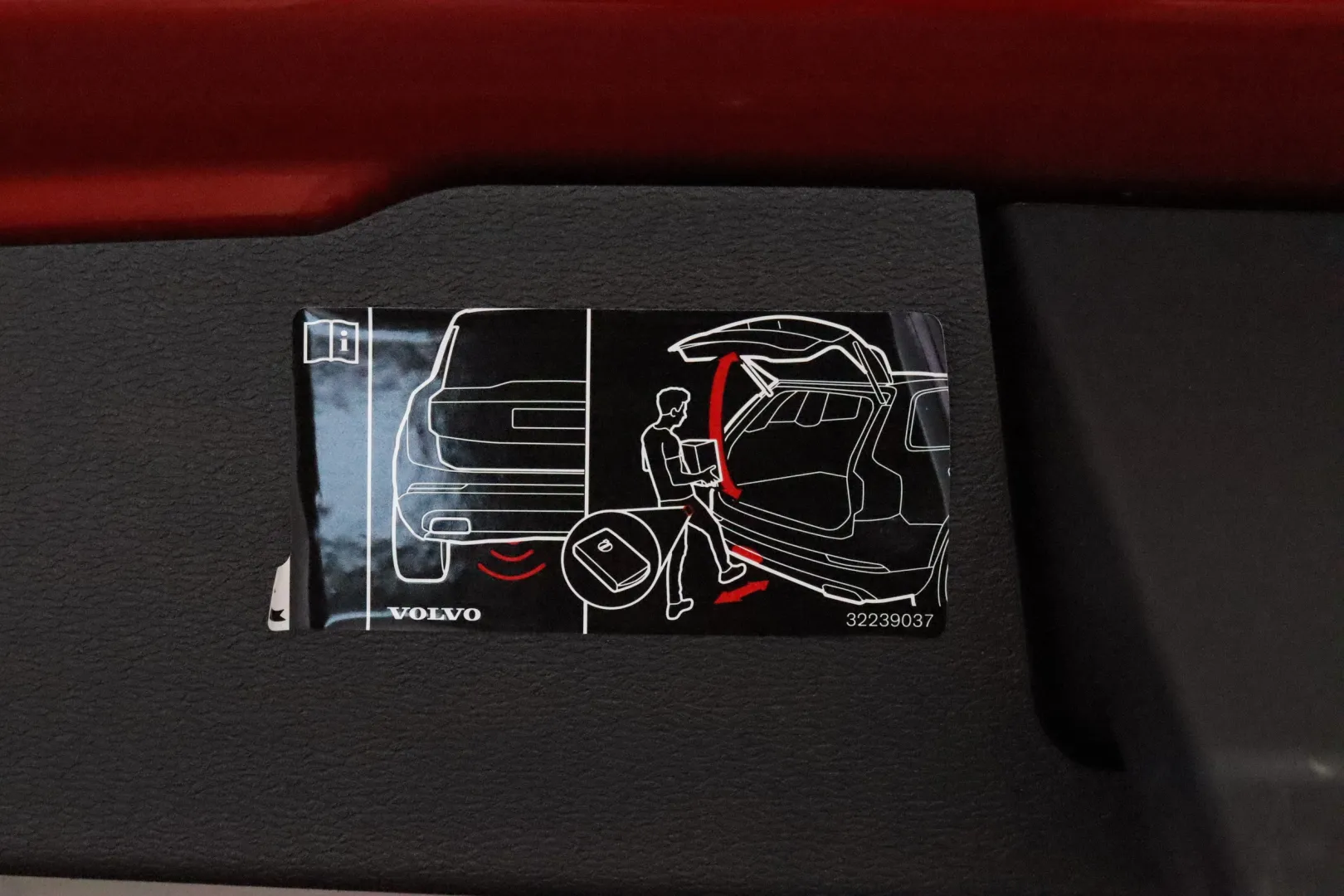 VOLVO V60 ZNU-176 carousel image