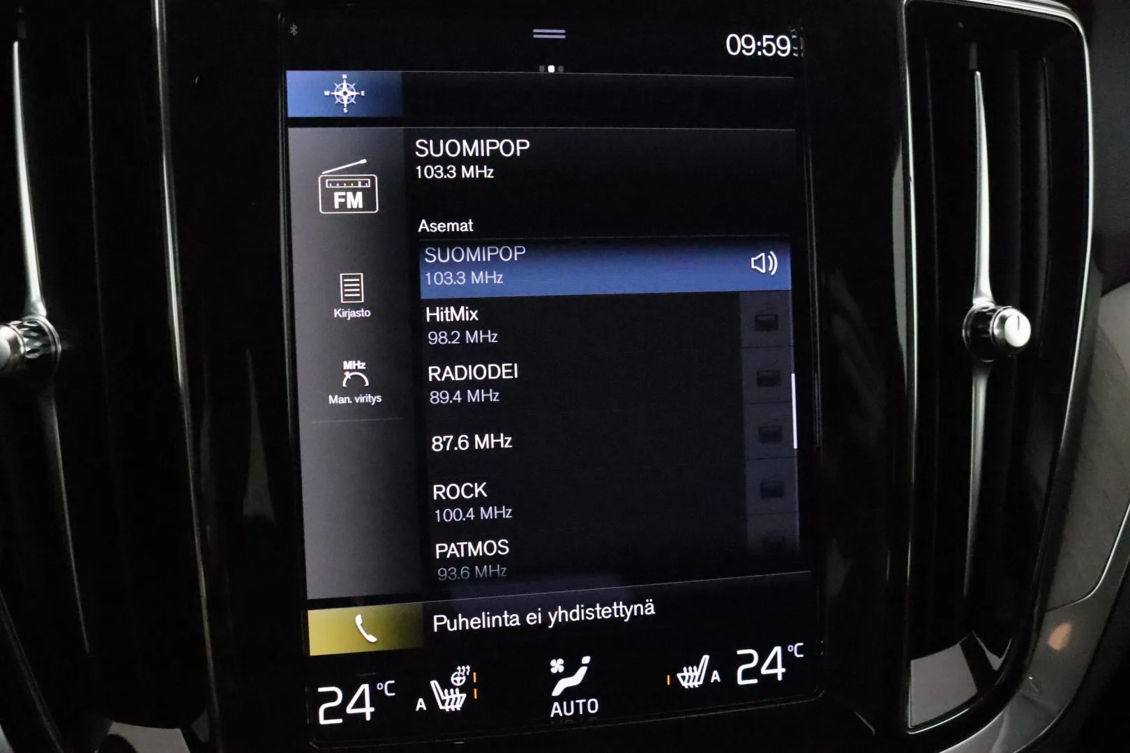 VOLVO V60 ZNU-176 carousel image