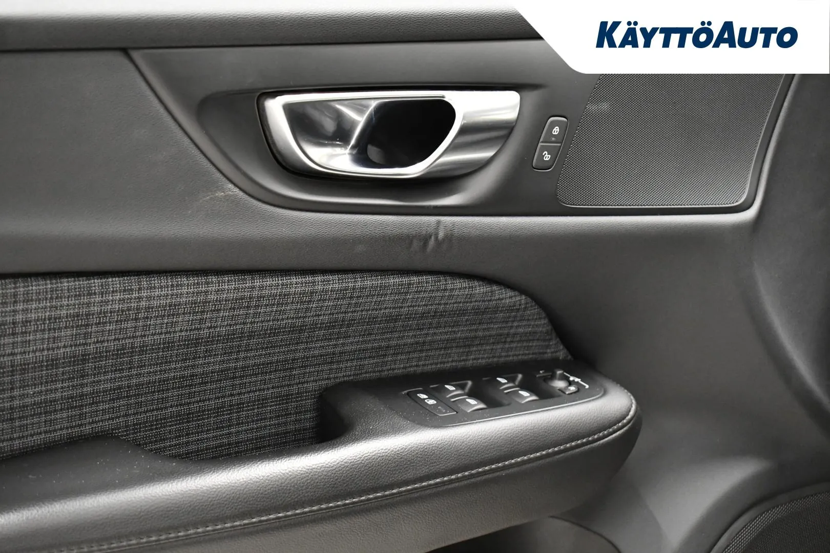 VOLVO V60 GPF-849 carousel image