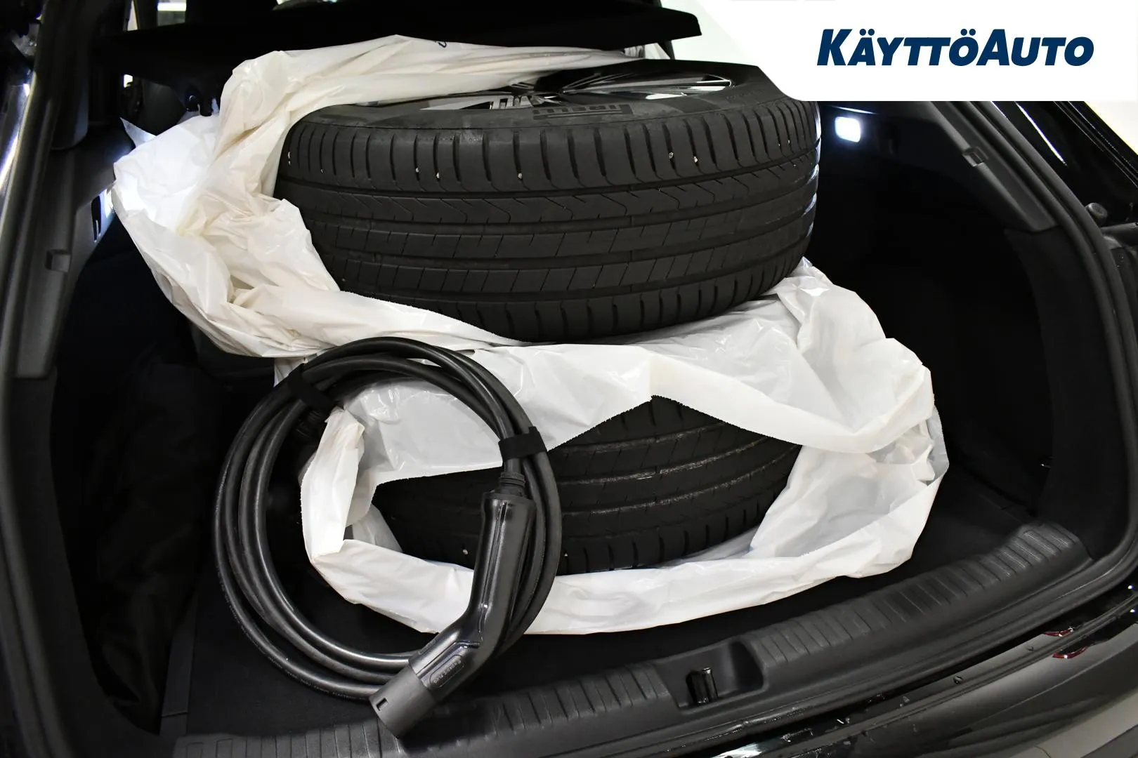 AUDI Q4 e-tron IRE-284 carousel image