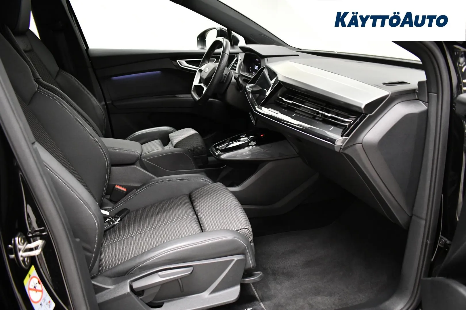 AUDI Q4 e-tron IRE-284 carousel image