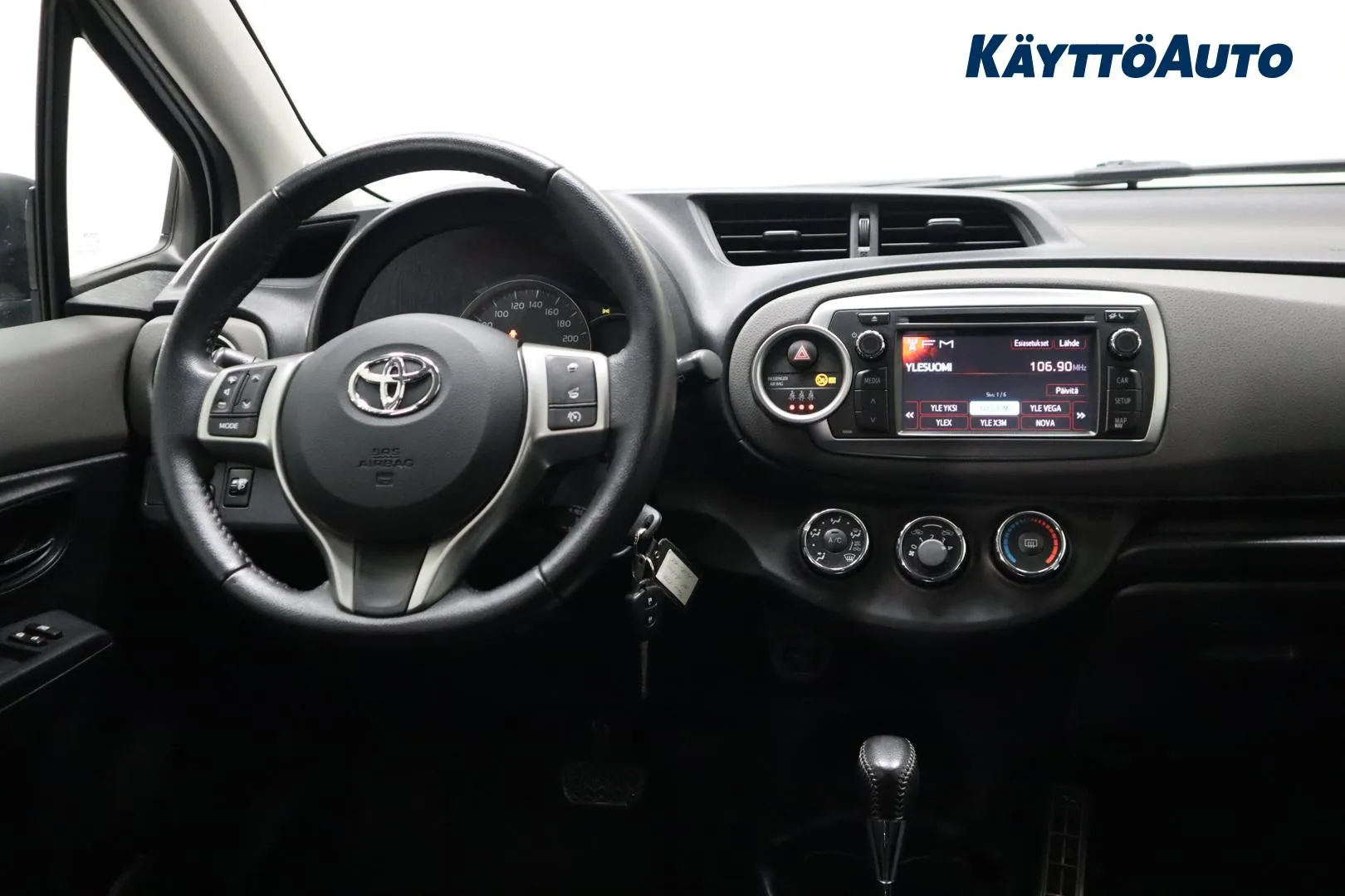 TOYOTA Yaris NIR-405 carousel image