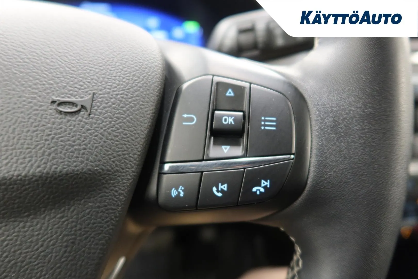 FORD Kuga NMR-937 carousel image