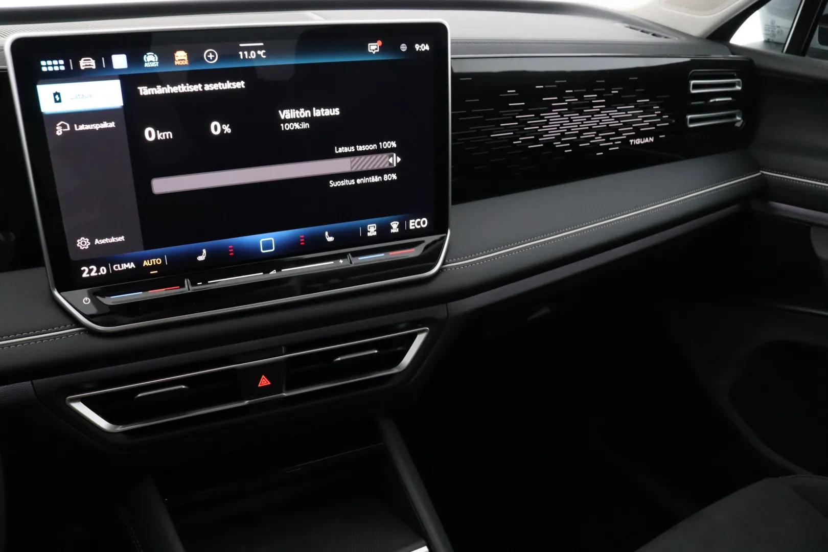 Volkswagen Tiguan LTM-751 carousel image