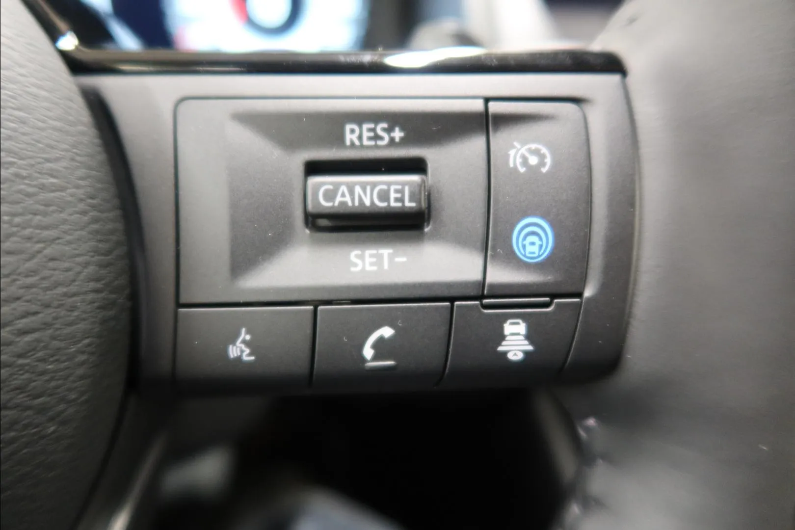 Nissan Qashqai CSN-256 carousel image