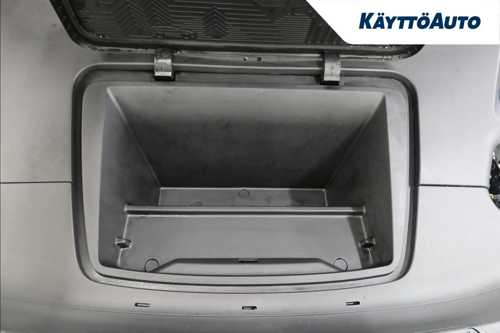 VOLVO EX30 MPR-134 carousel image