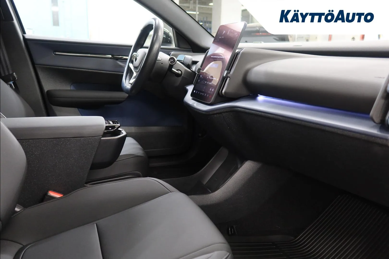 VOLVO EX30 MPR-134 carousel image