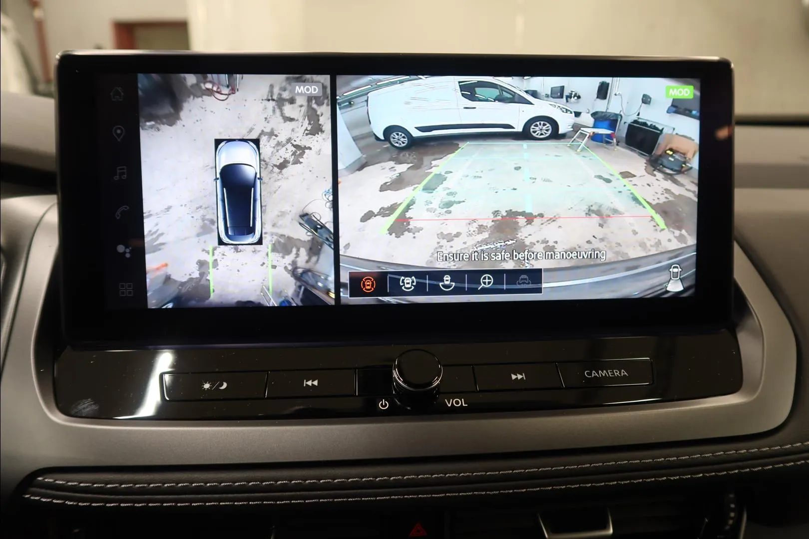 Nissan Qashqai ISU-637 carousel image