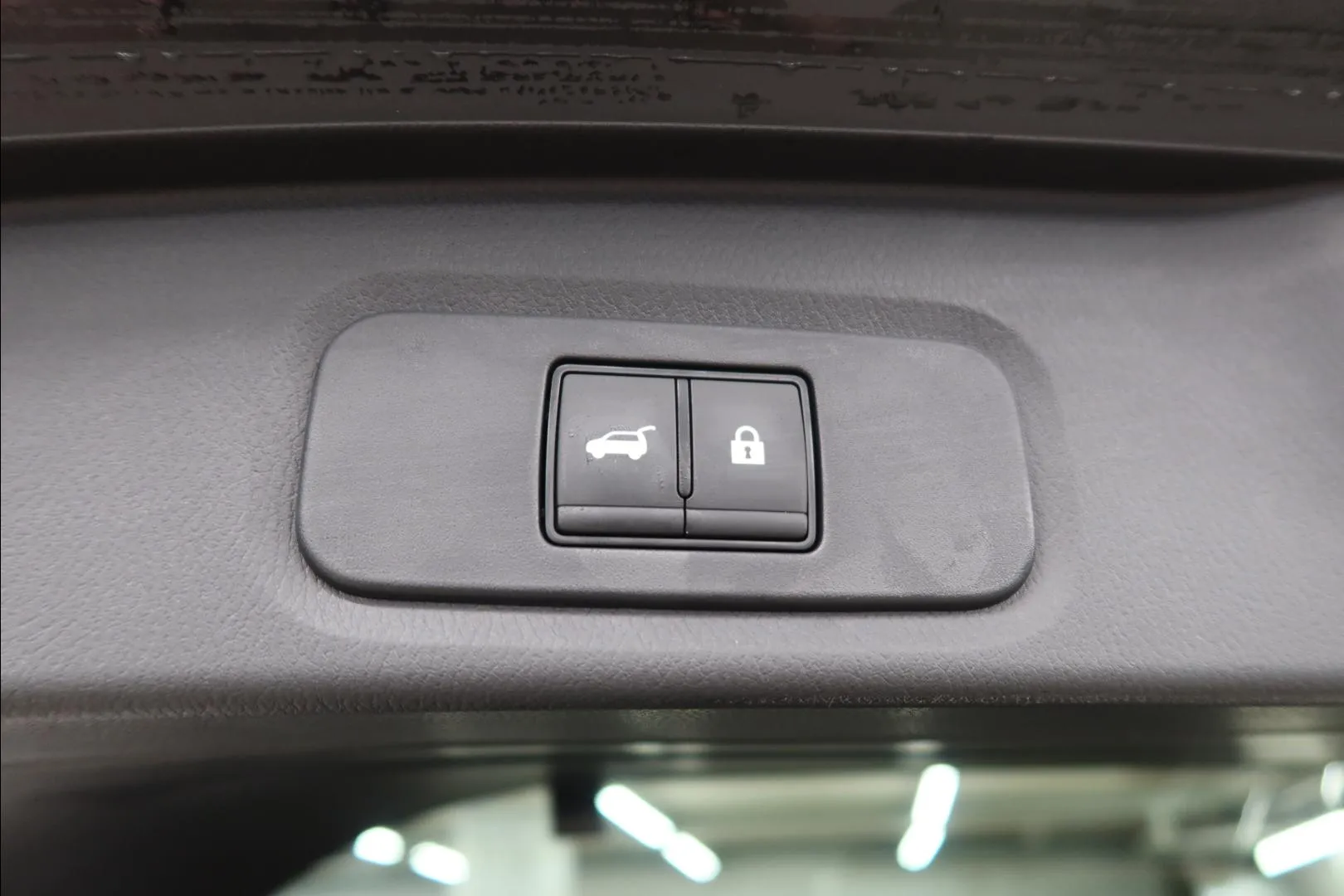 Nissan Qashqai ISU-637 carousel image