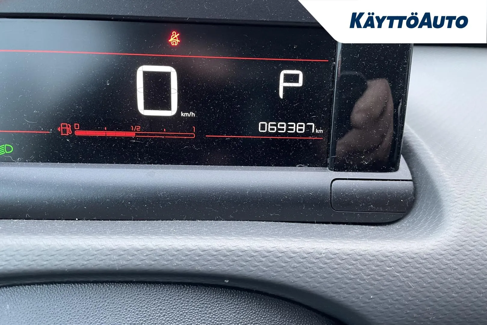 CITROEN C4 Cactus ERX-442 carousel image