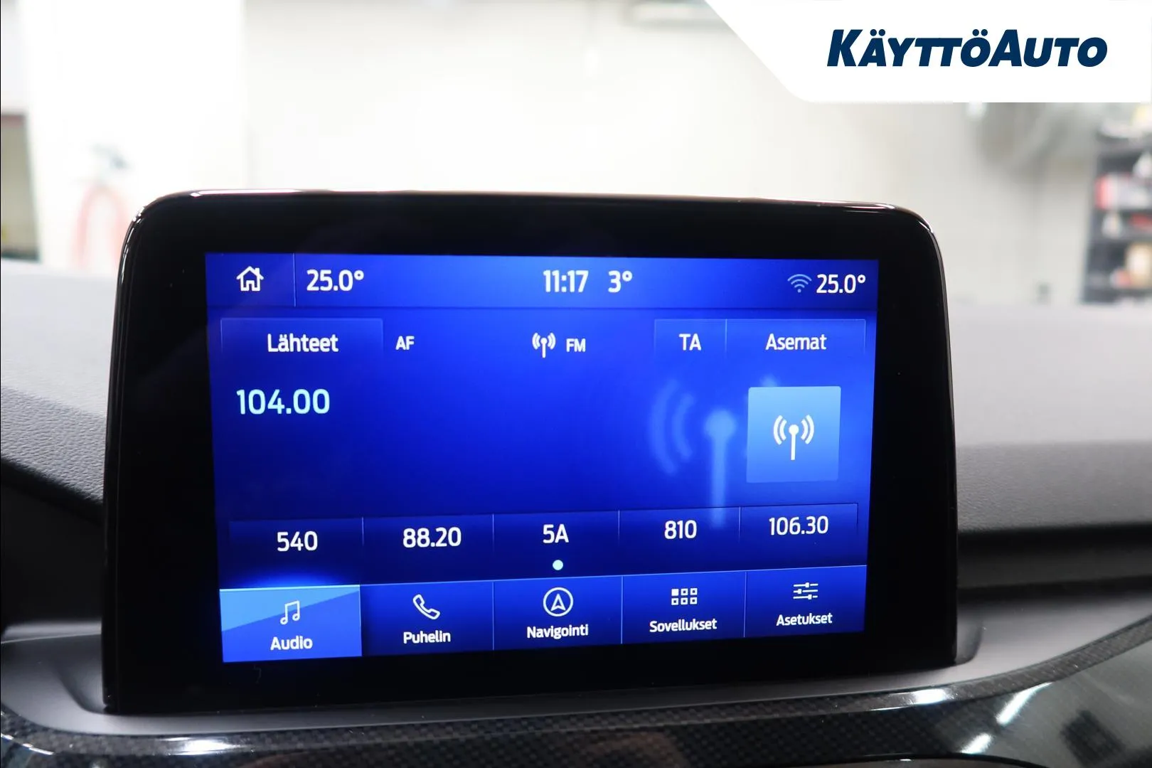 FORD Kuga JLP-108 carousel image