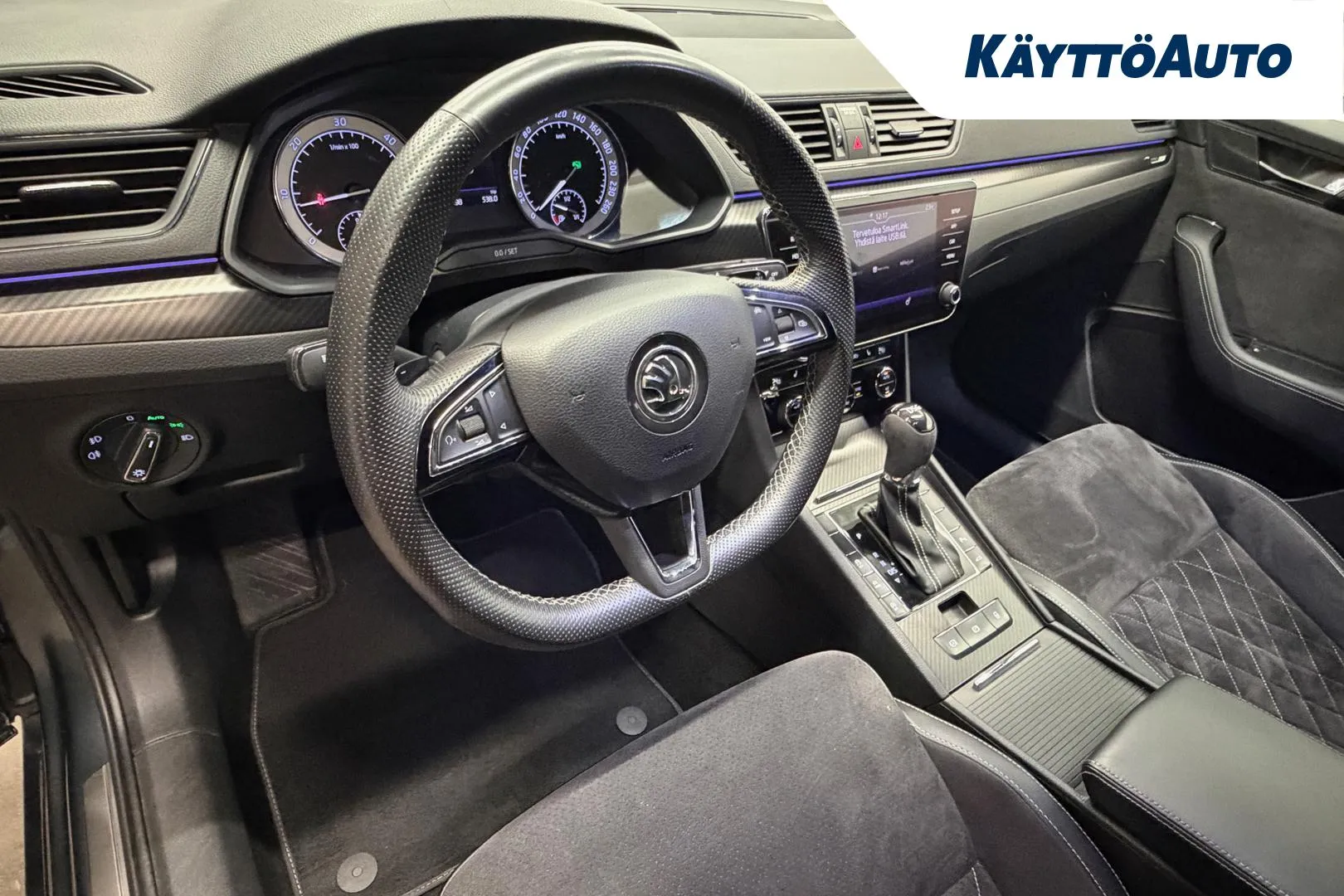 SKODA Superb FOR-609 carousel image