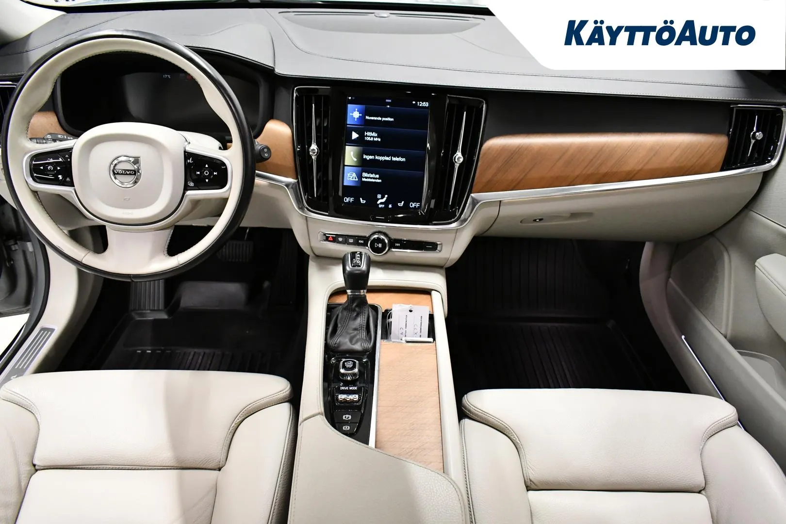 VOLVO V90 CLX-562 carousel image