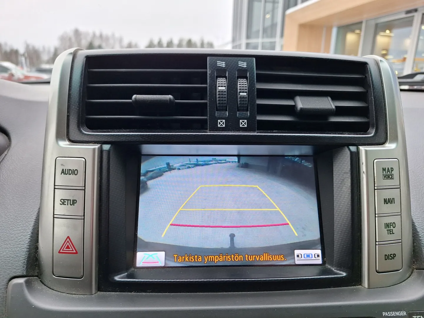 TOYOTA Land Cruiser GMI-953 carousel image