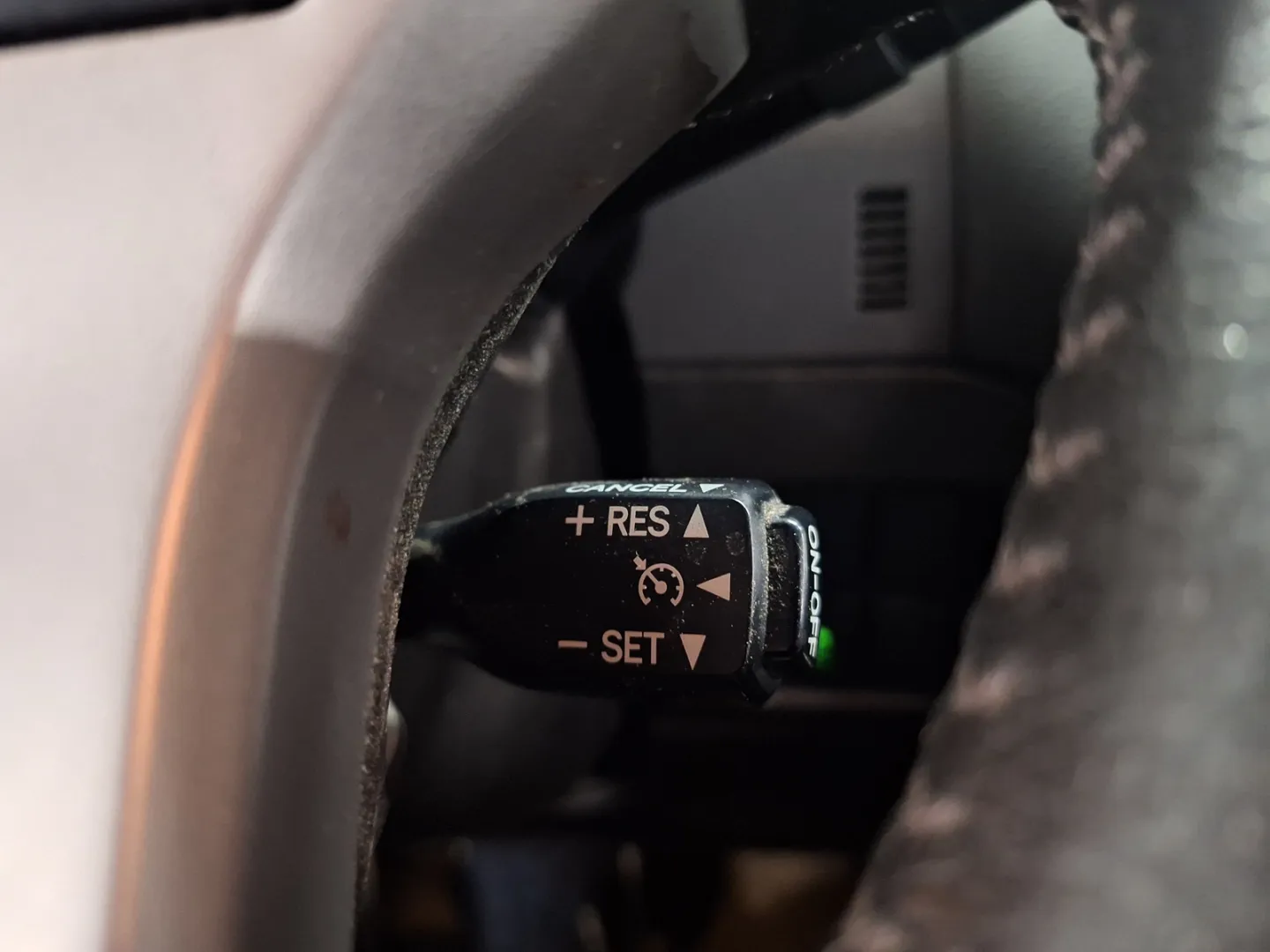 TOYOTA Land Cruiser GMI-953 carousel image