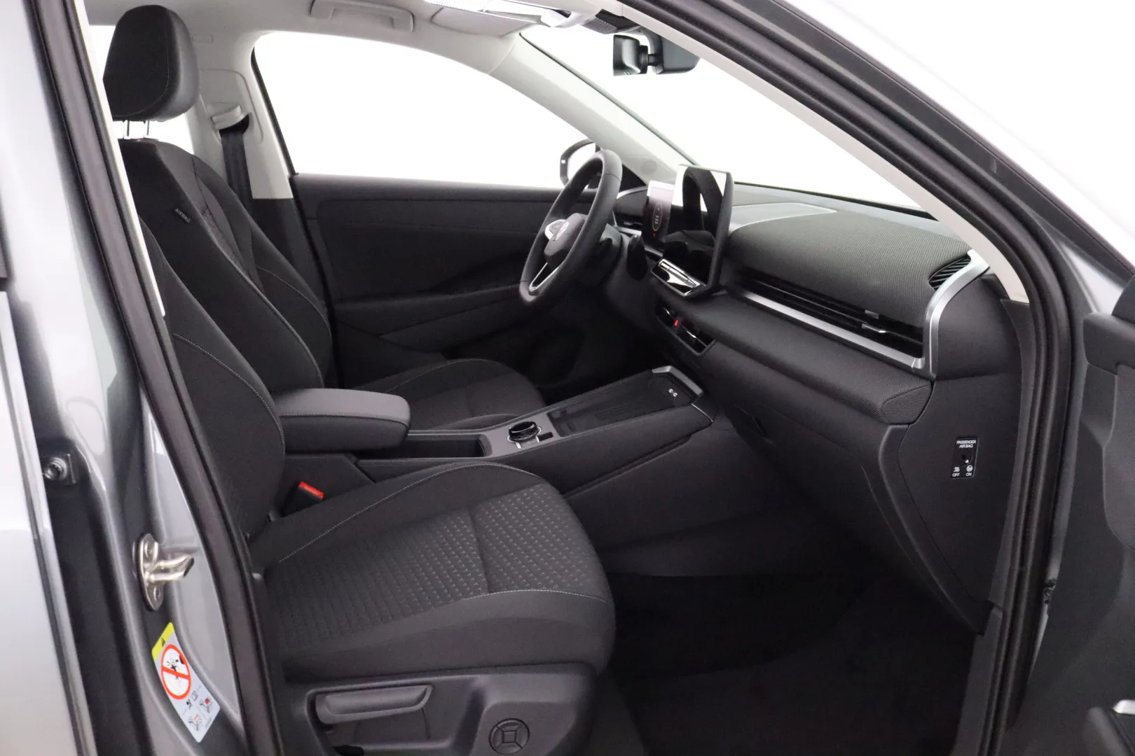 Volkswagen T-Roc NOJ-608 carousel image