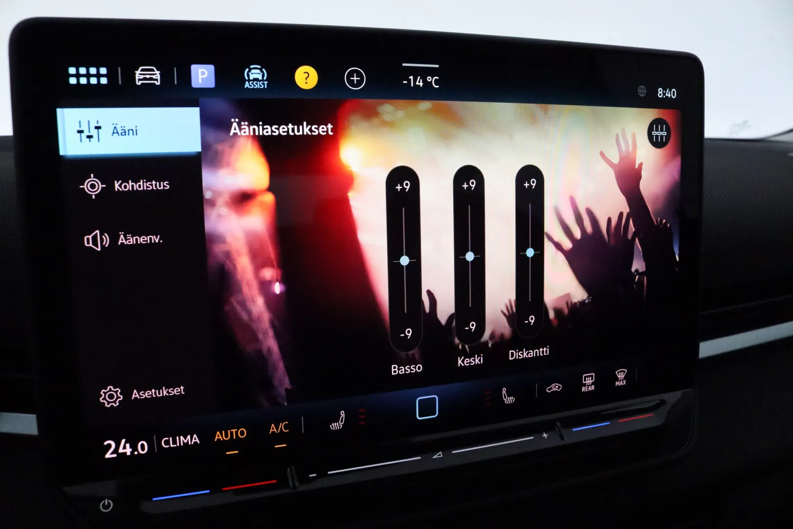 Volkswagen T-Roc NOJ-608 carousel image