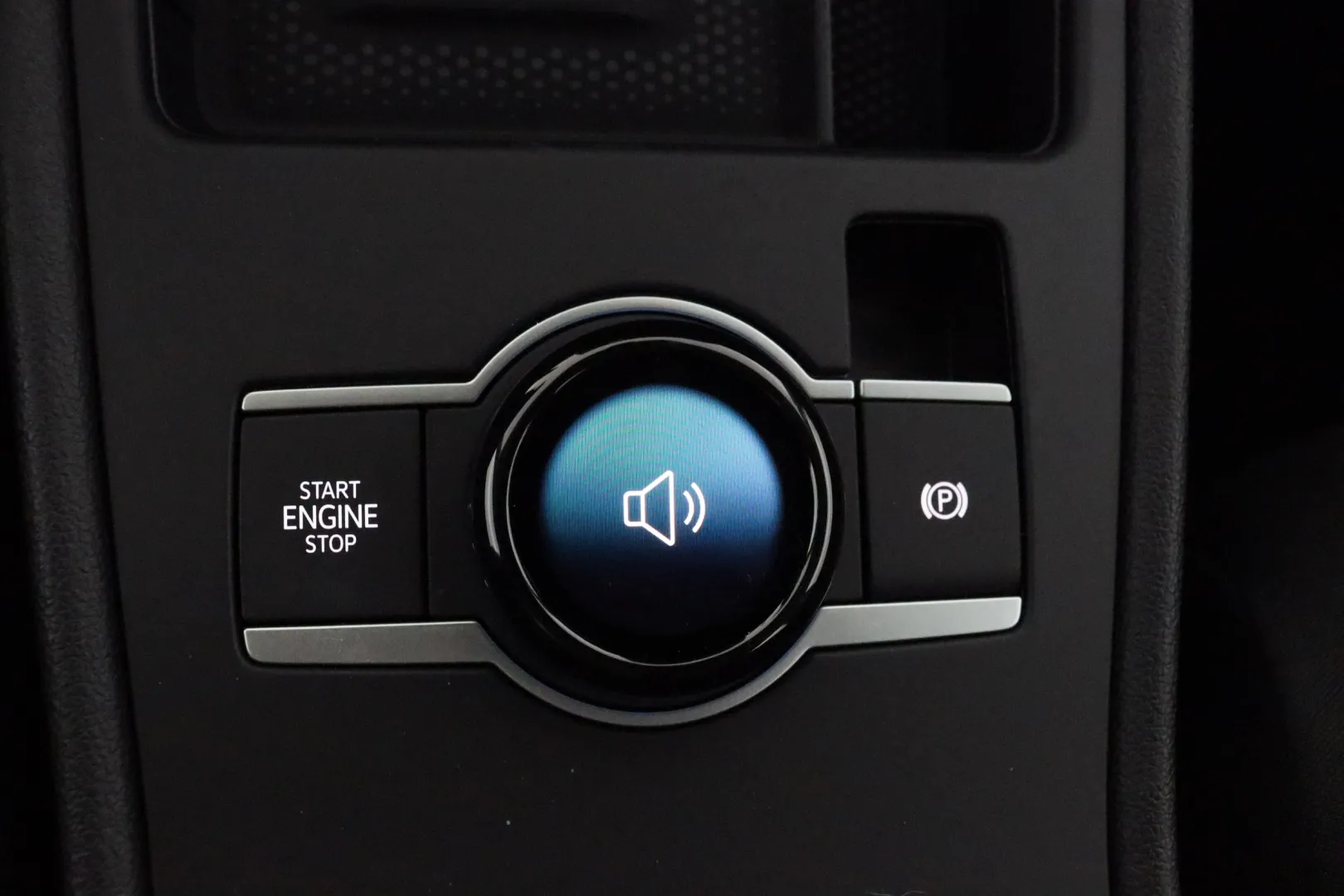 Volkswagen T-Roc NOJ-608 carousel image