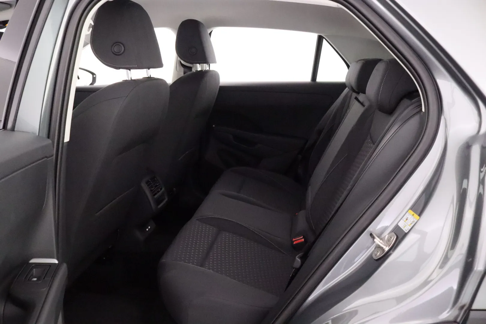 Volkswagen T-Roc NOJ-608 carousel image