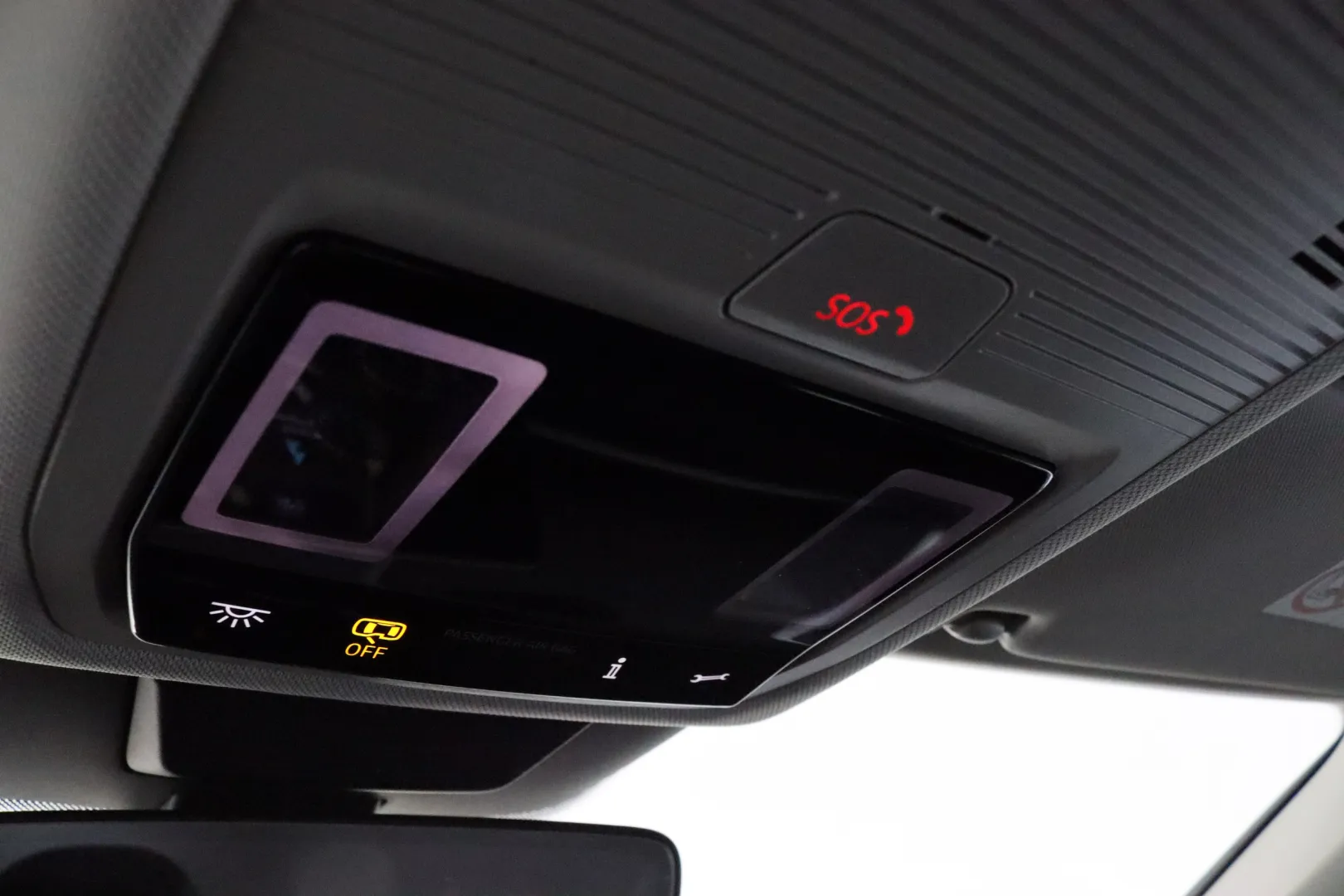 Volkswagen T-Roc NOJ-608 carousel image