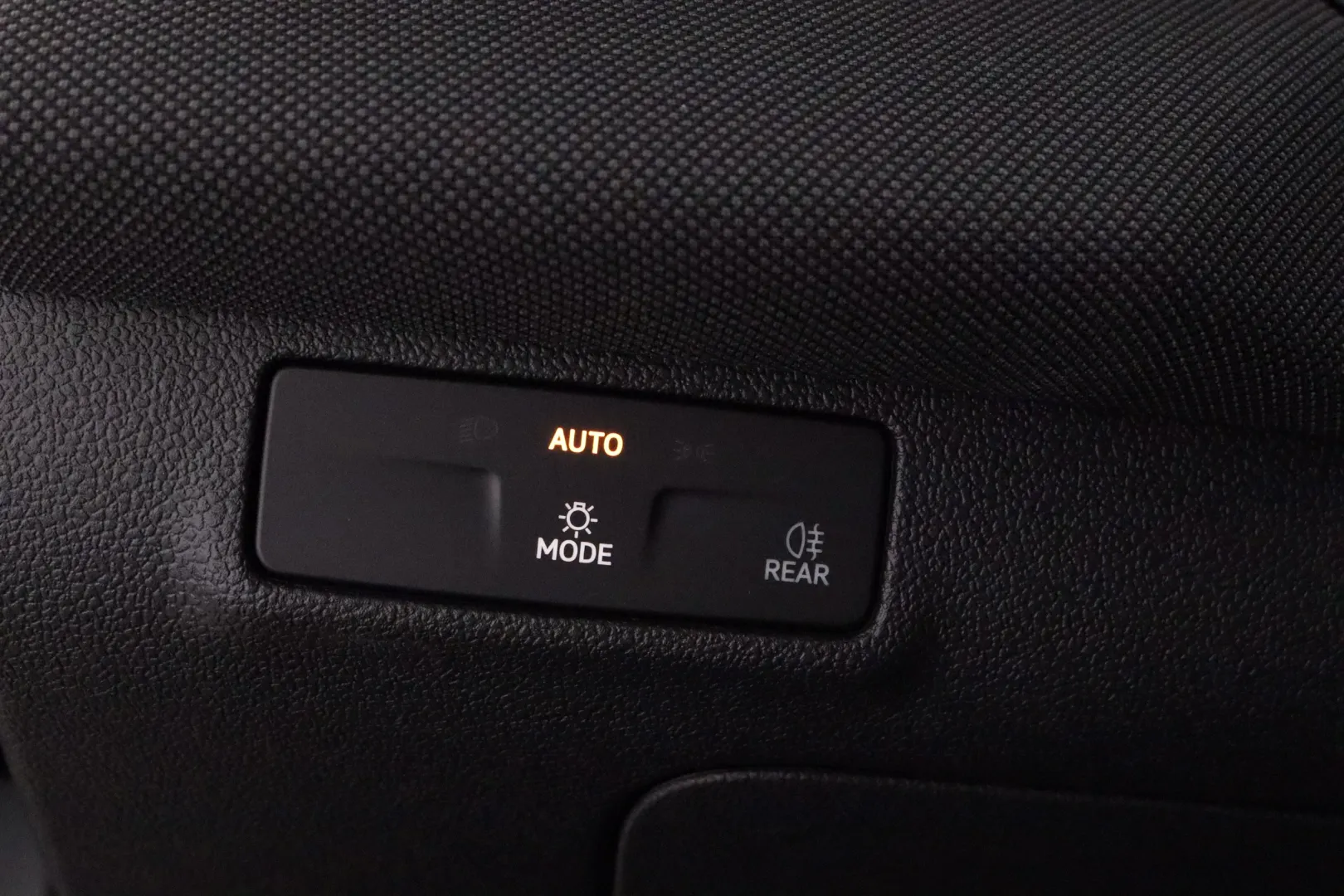 Volkswagen T-Roc NOJ-608 carousel image