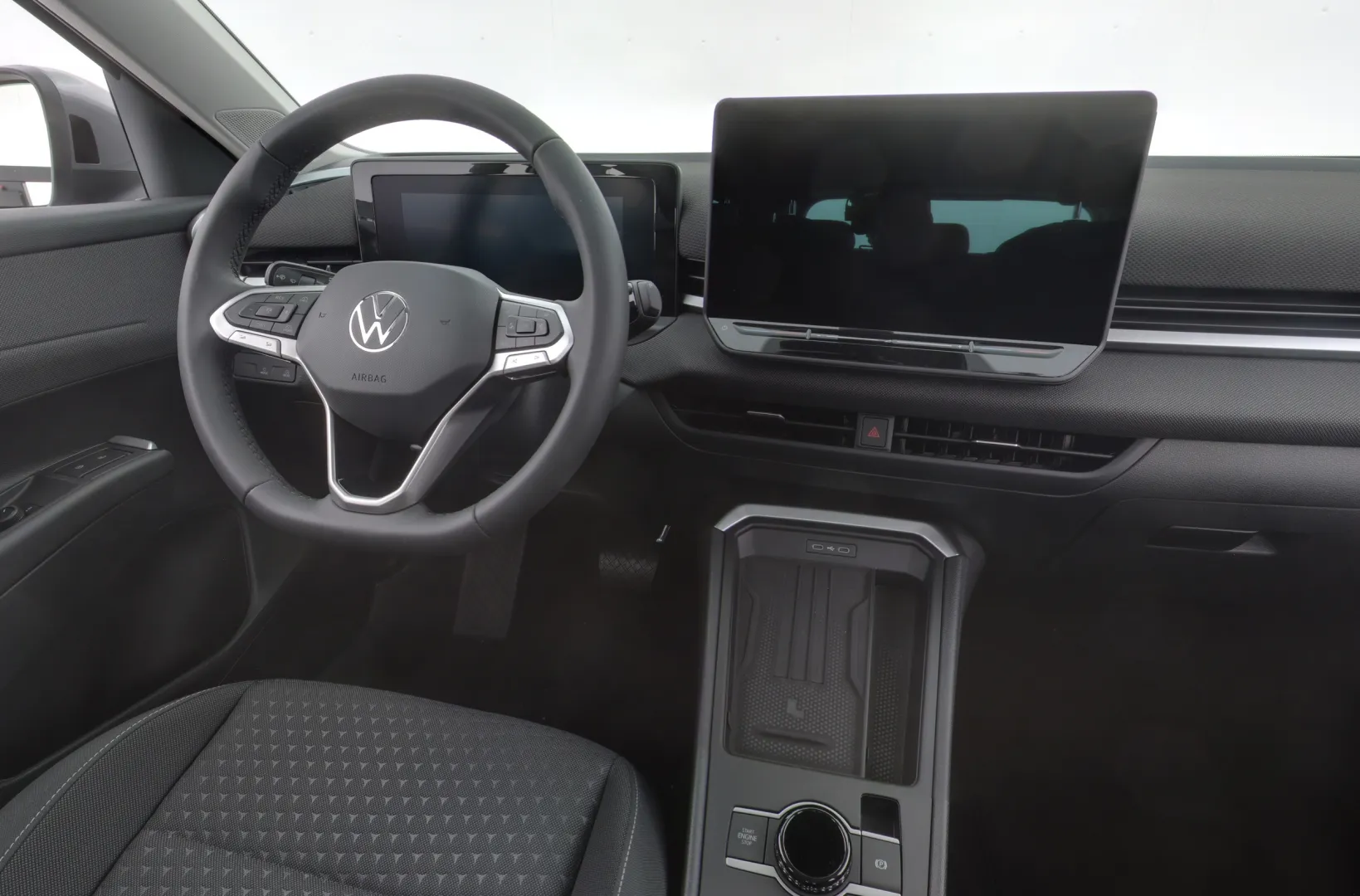 Volkswagen T-Roc NOJ-608 carousel image