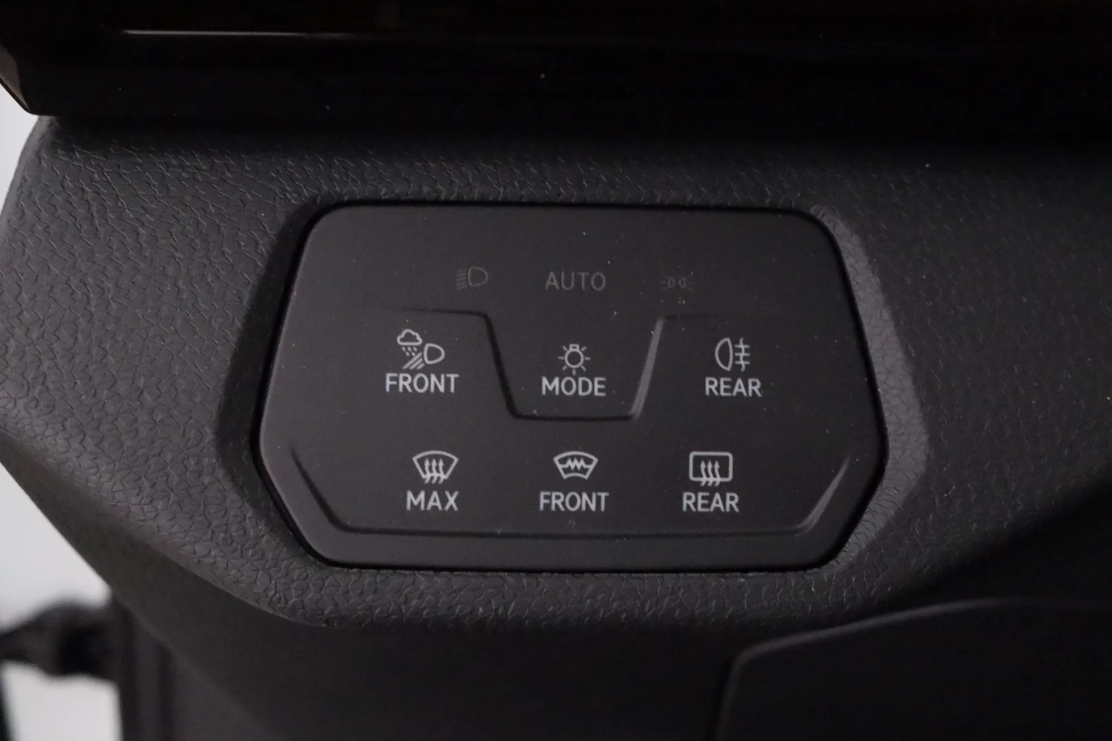 Volkswagen ID.4 RXS-454 carousel image