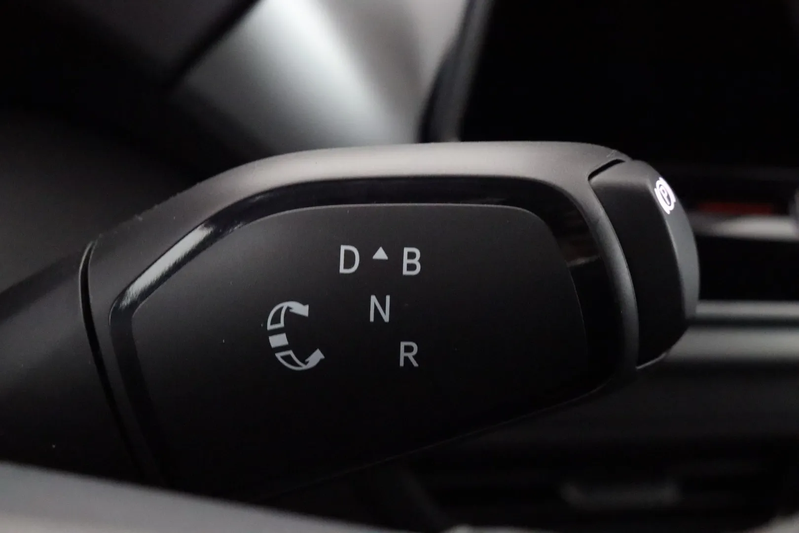 Volkswagen ID.4 RXS-454 carousel image